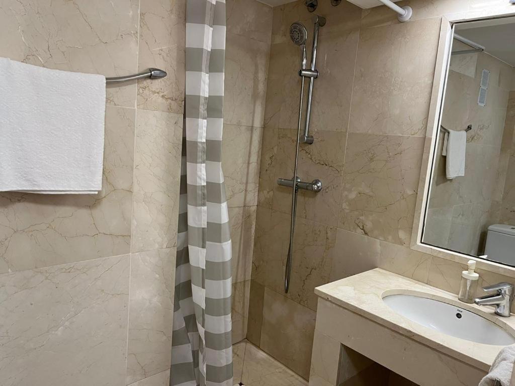 Illescas Apartamento Estepona Eksteriør bilde